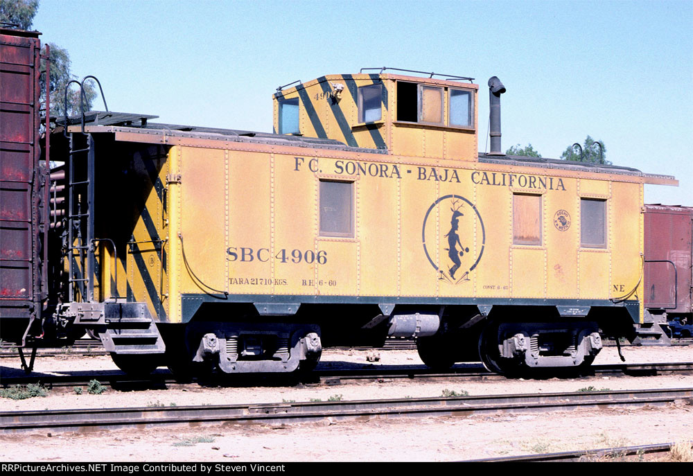 Sonora Baja California caboose #4906